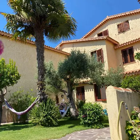 Guest house Nora And *